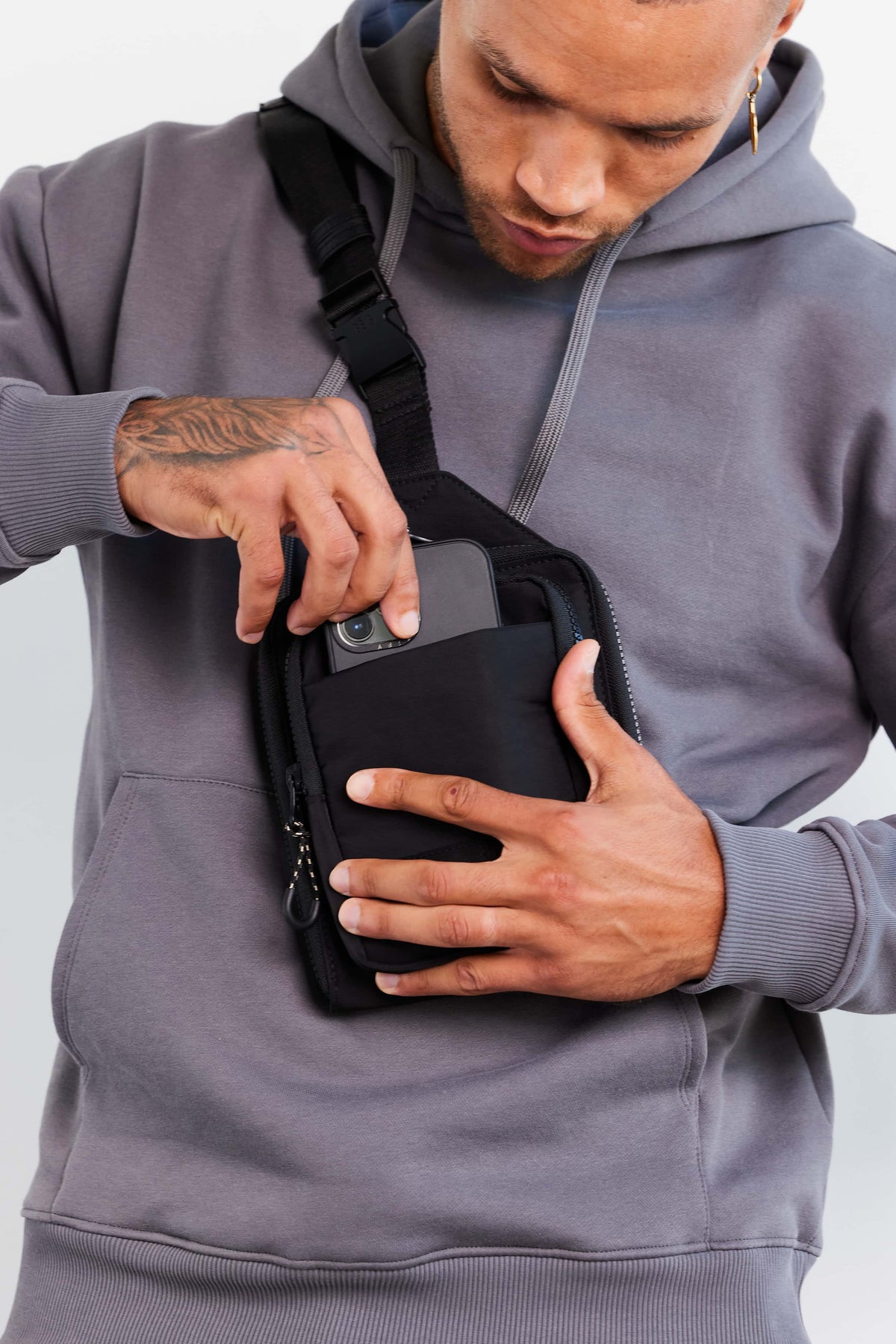 La Sport Sling in Nero