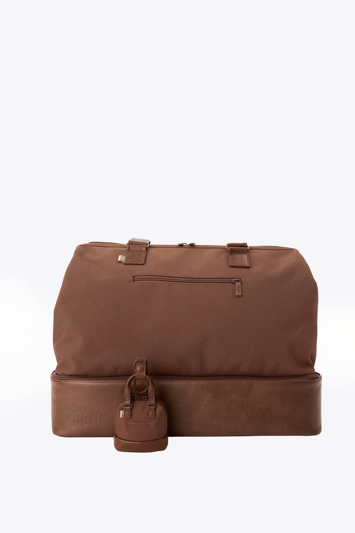 Der Micro Weekender Charm in Maple
