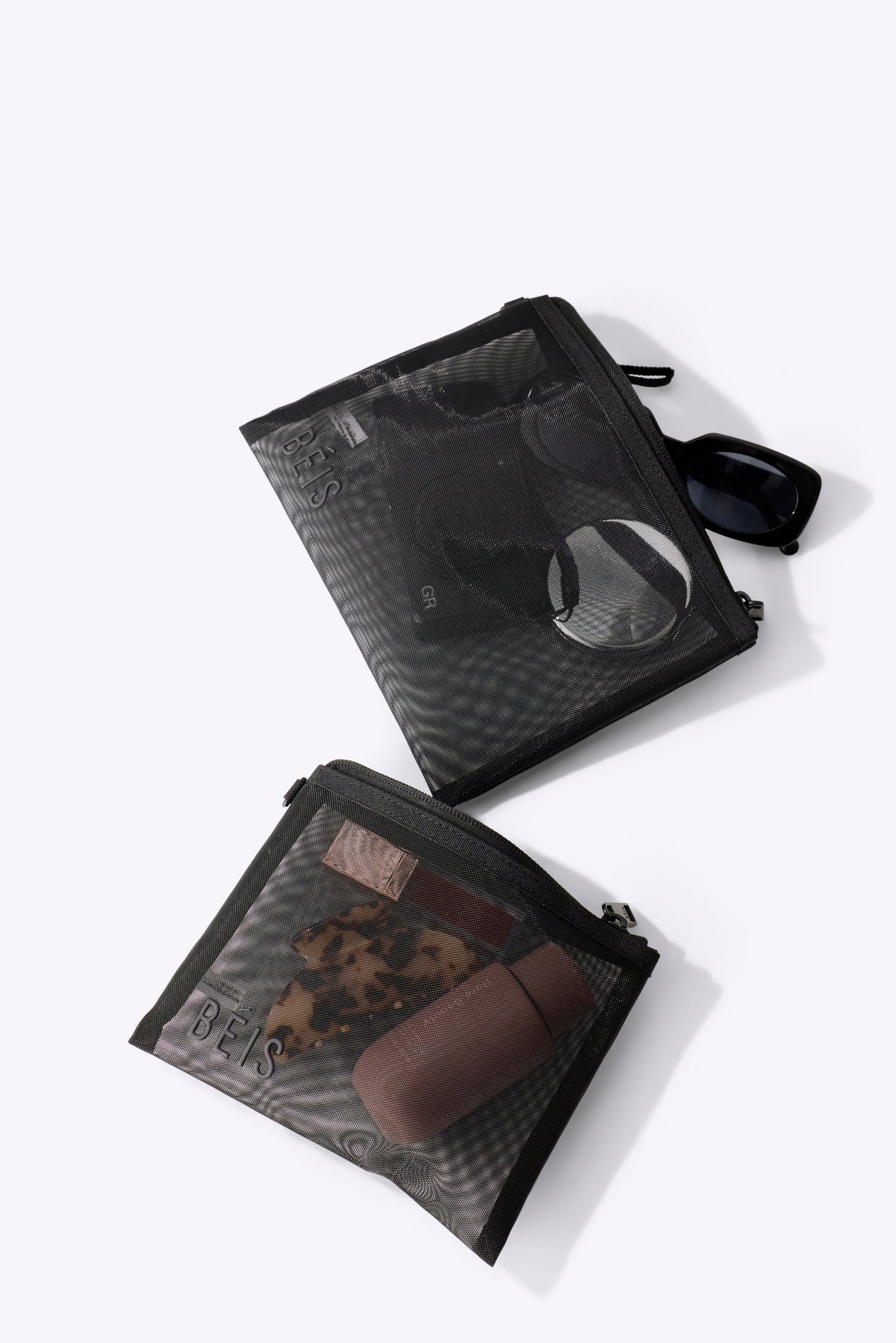Das Mesh Pouch Duo in Schwarz