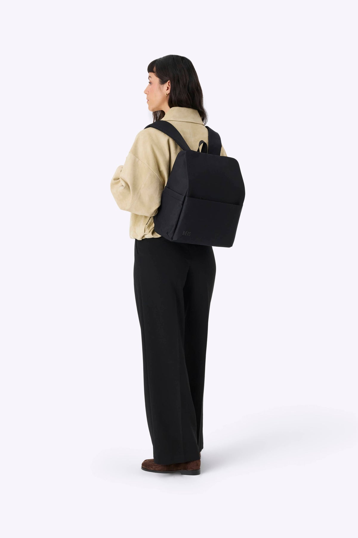 Der Everyday Wickelrucksack aus schwarzem Nylon