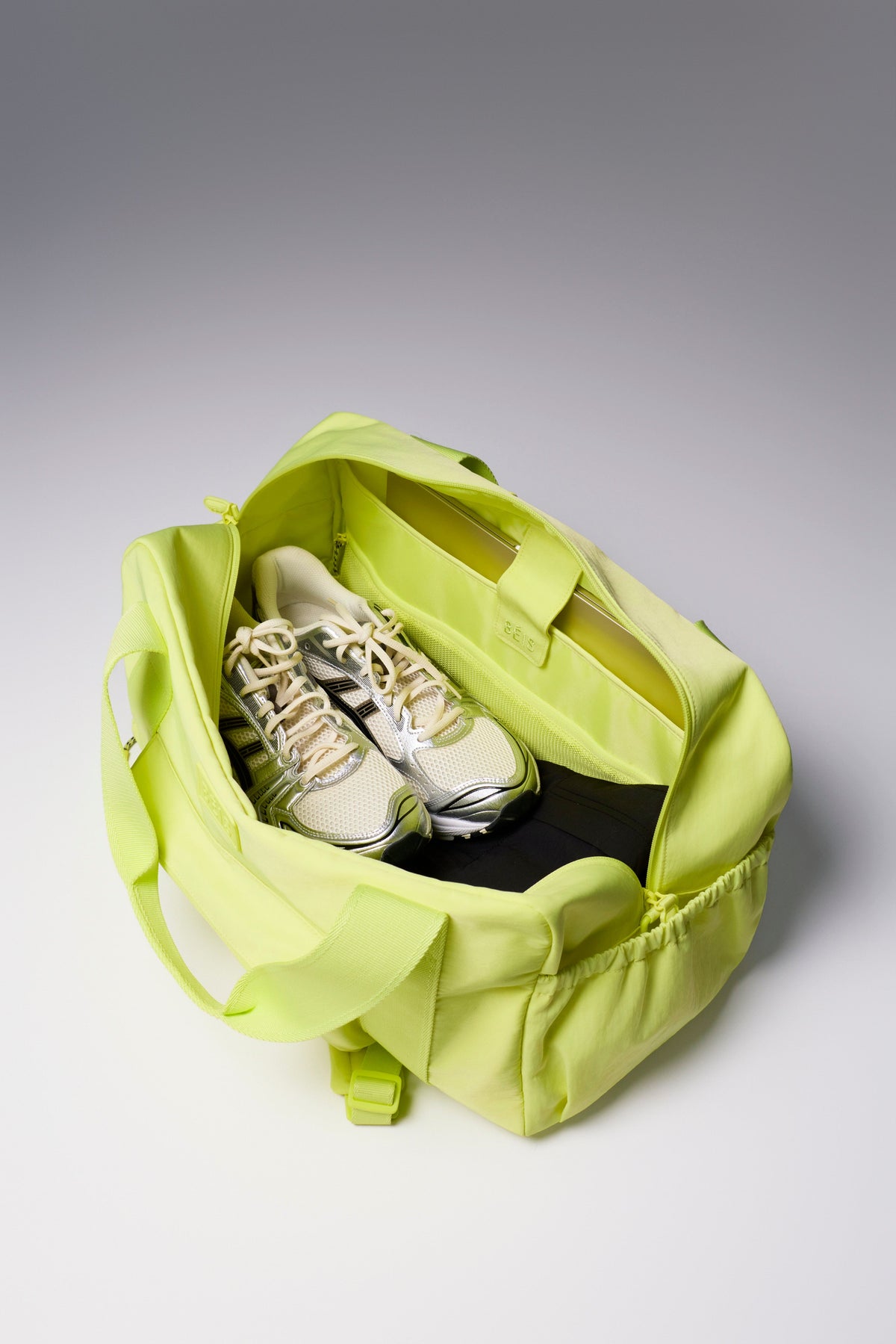Der Sport-Duffle-Rucksack in Limone