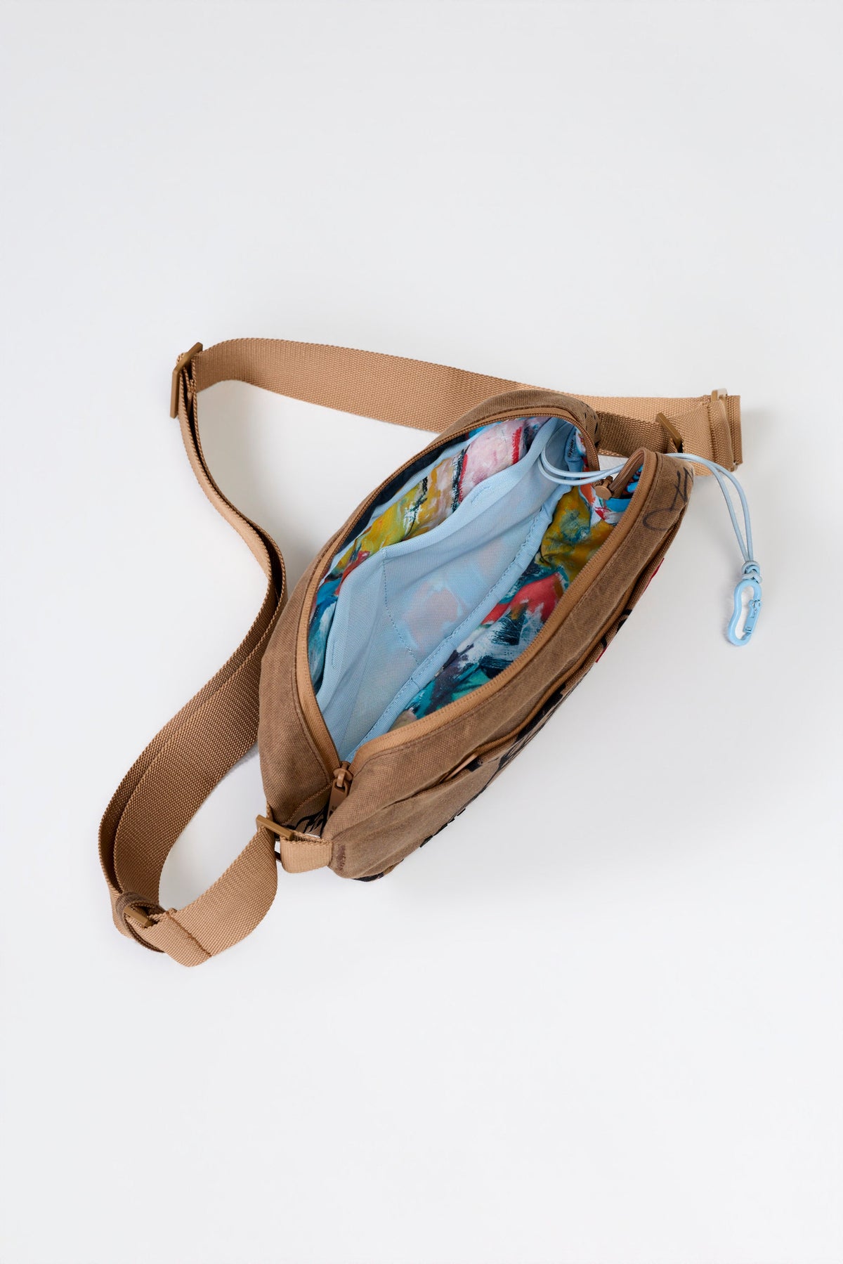 BÉIS x KidSuper Pro Travel Crossbody in Cargo
