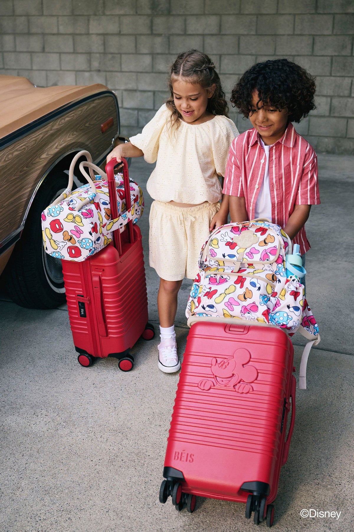 Valise cabine à roulettes Disney, modèle Mickey Mouse rouge