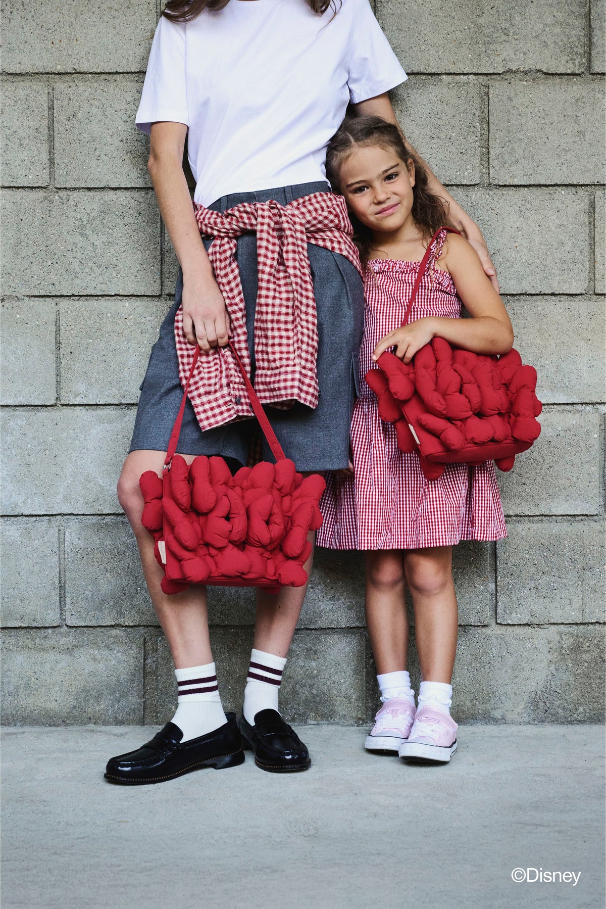 Die Minnie-Handtasche in Micky-Maus-Rot