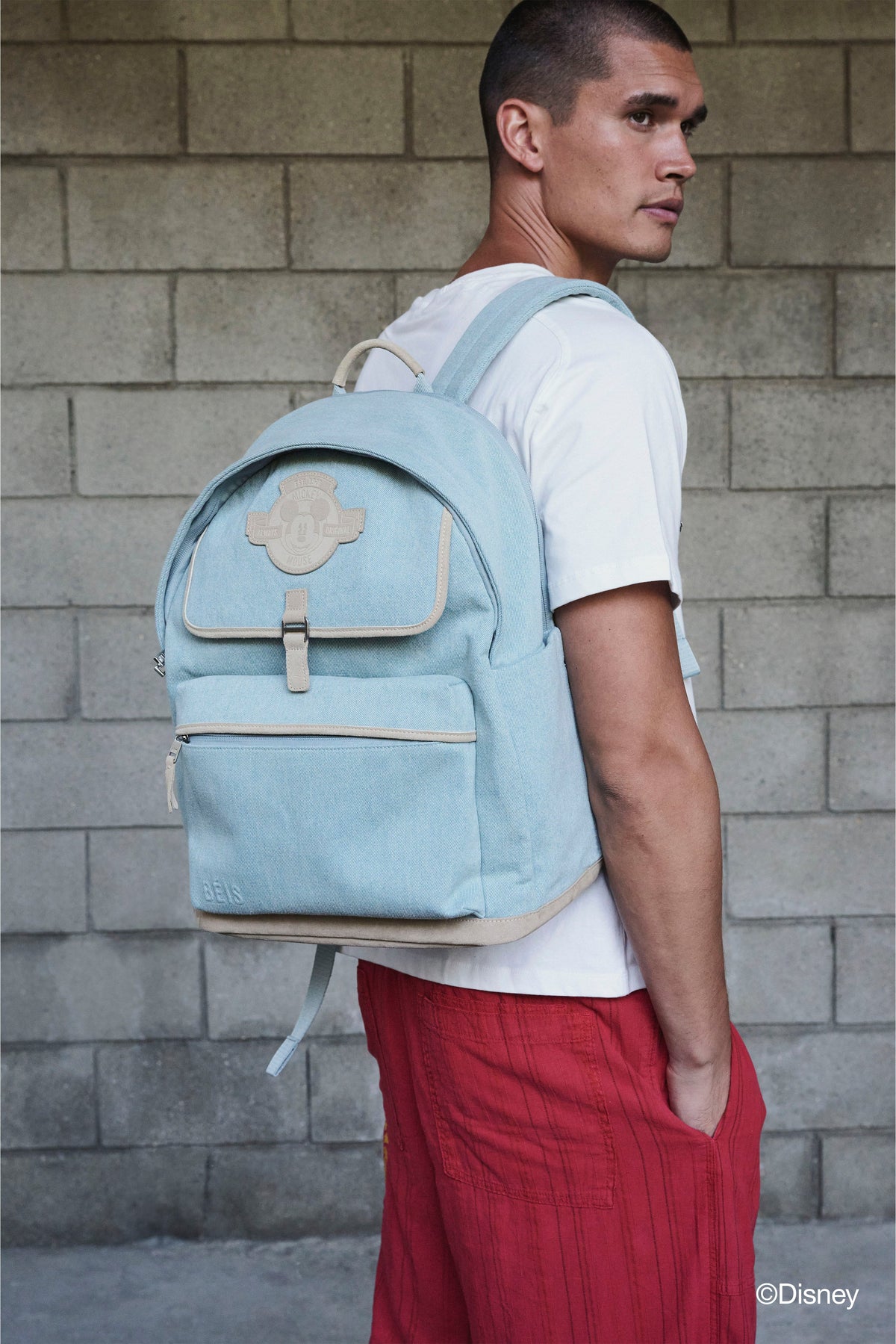 Le sac à dos Disney en jean bleu