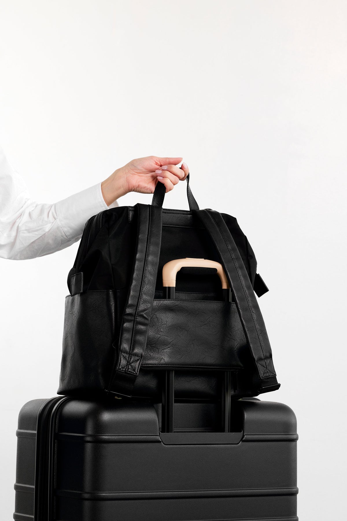 Der Wickelrucksack in Schwarz