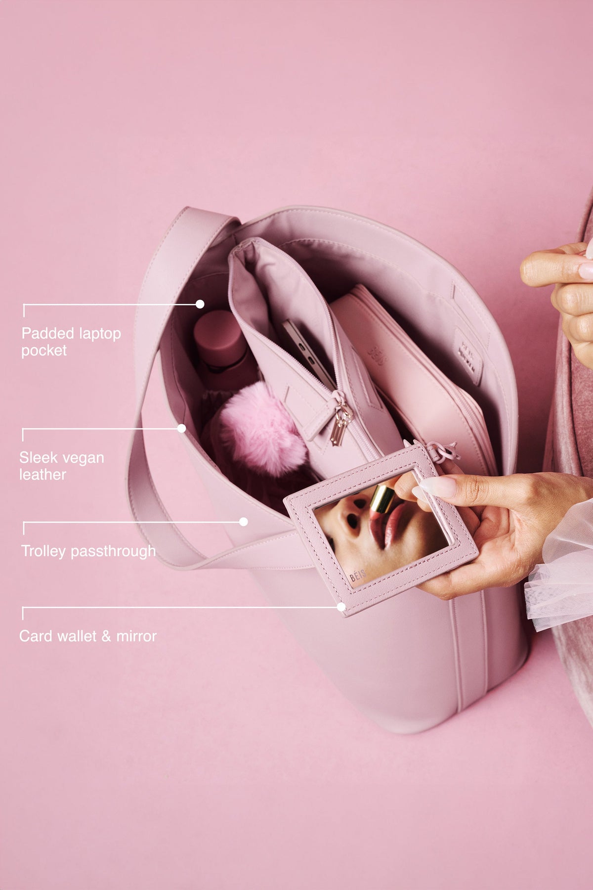 Die Essential Tote in Wicked Pink
