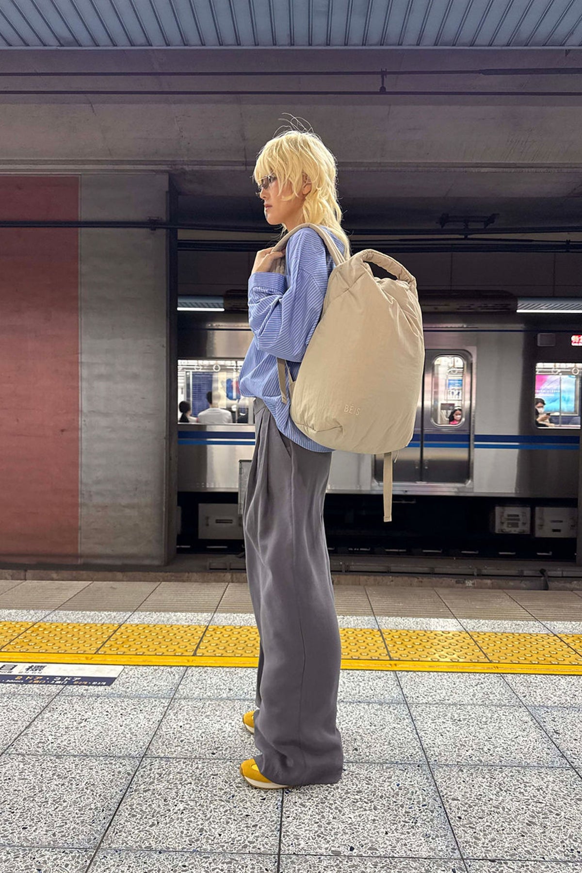 Der Air Backpack in Oat