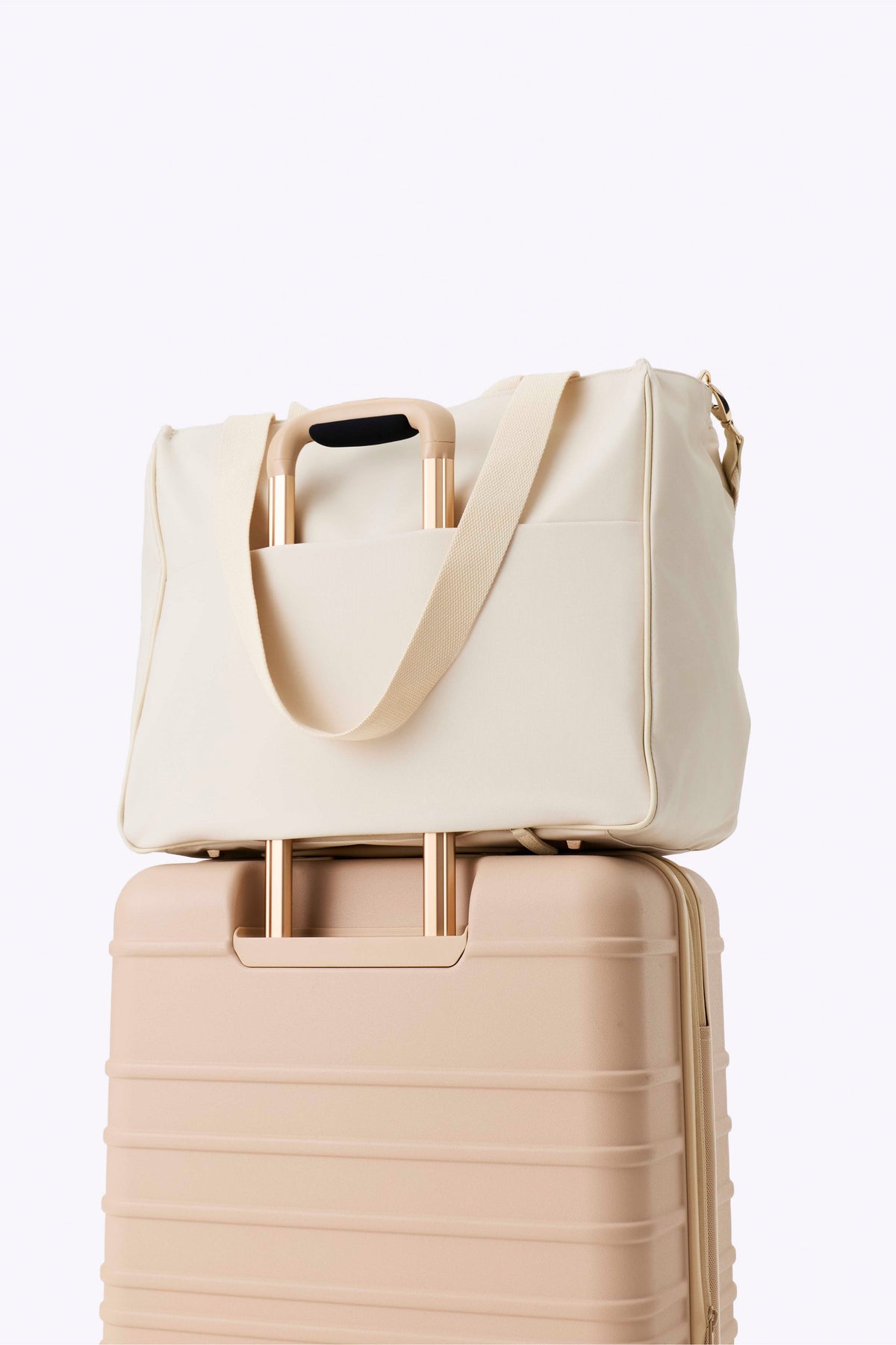 El bolso tote East To West en beige