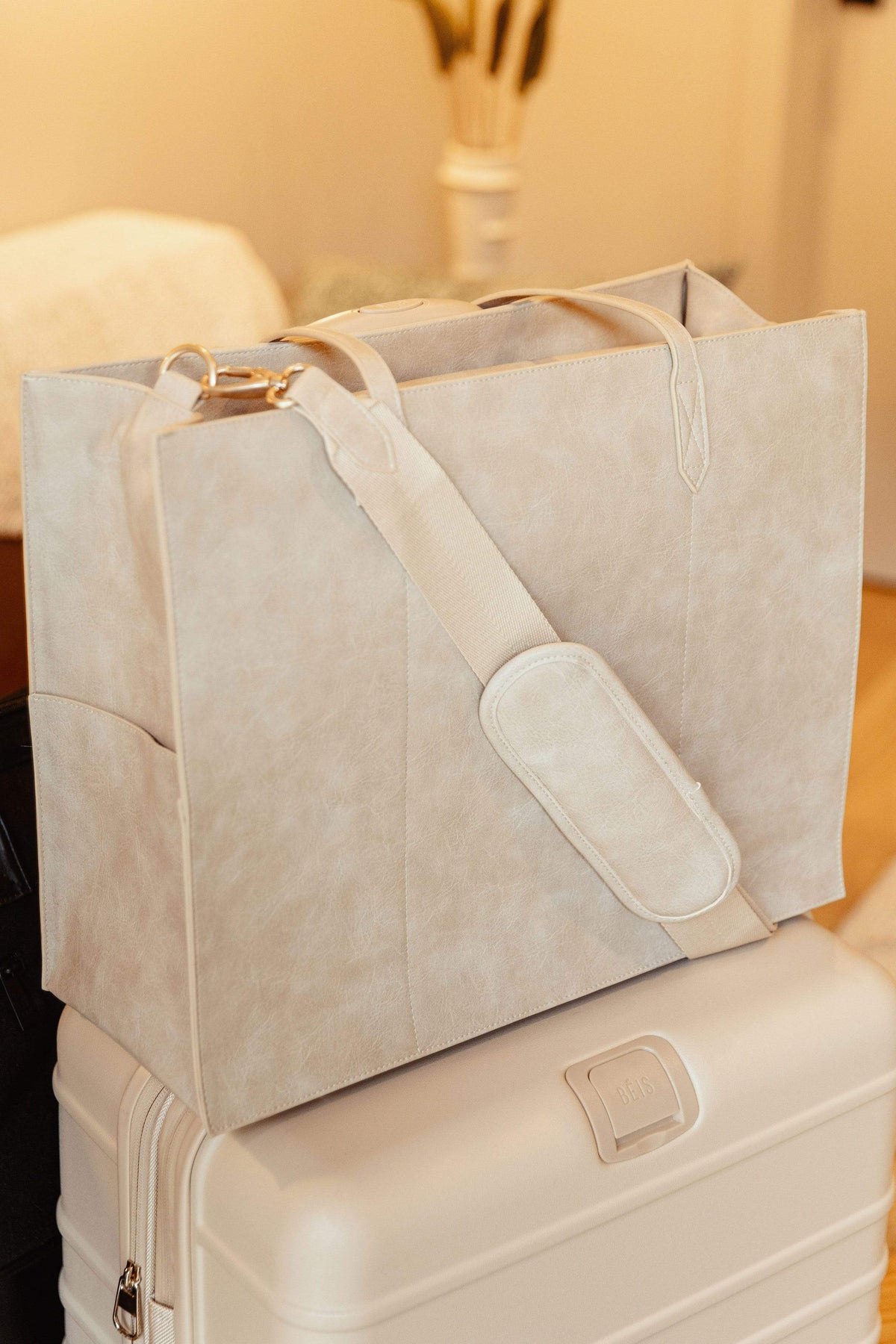 Die große Tragetasche in Beige