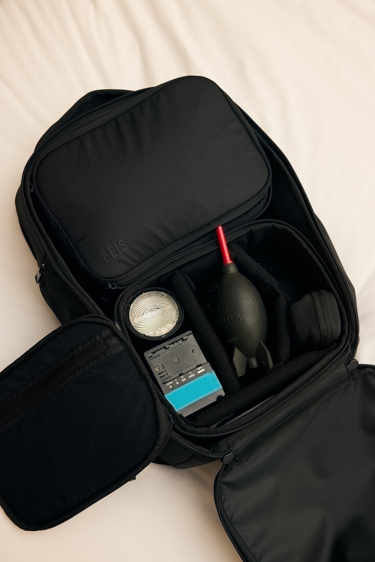 Le sac à dos de voyage en noir