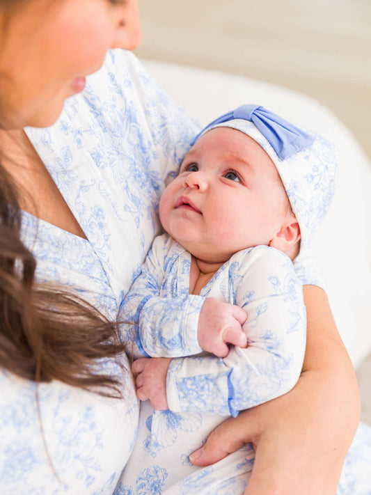 Bamboo-Spandex Periwinkle Butterfly Toile Ruffle Knotted Sleep Gown & Bow Hat Set Baby Girls