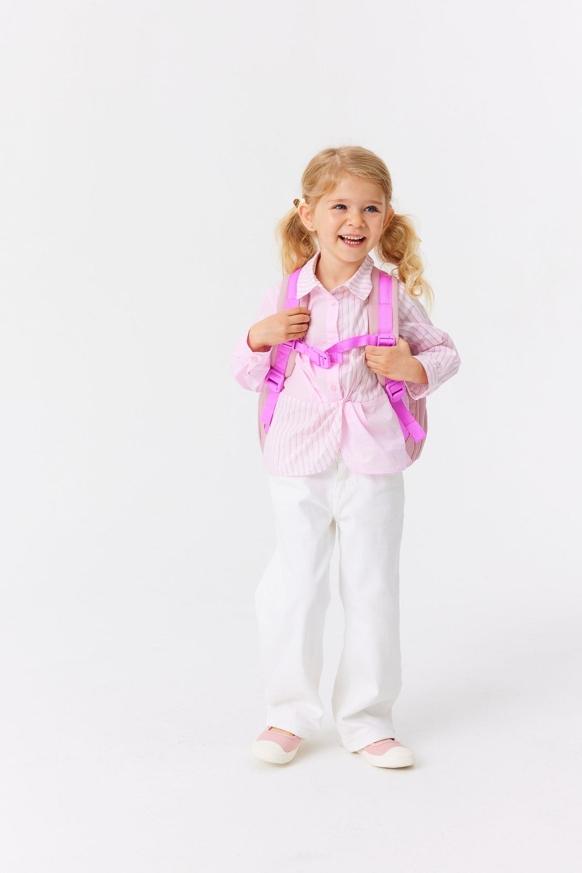 La mochila infantil en rosa Atlas