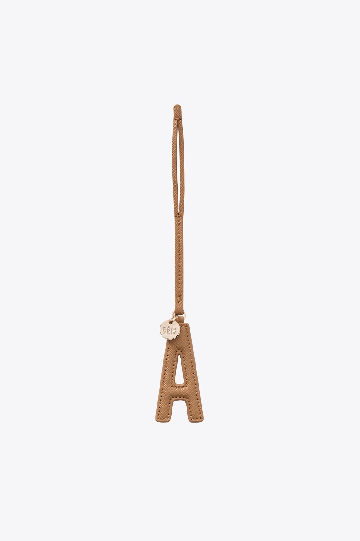 Il Charm Lettera in Camel
