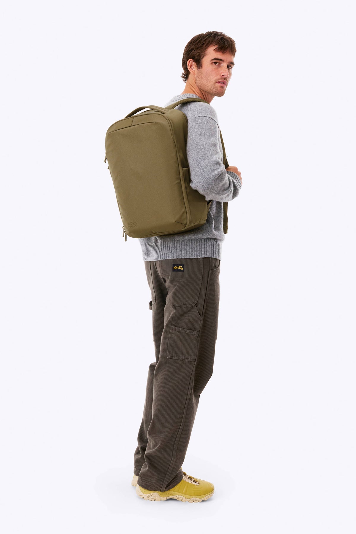 Il Pro Travel Backpack in Khaki