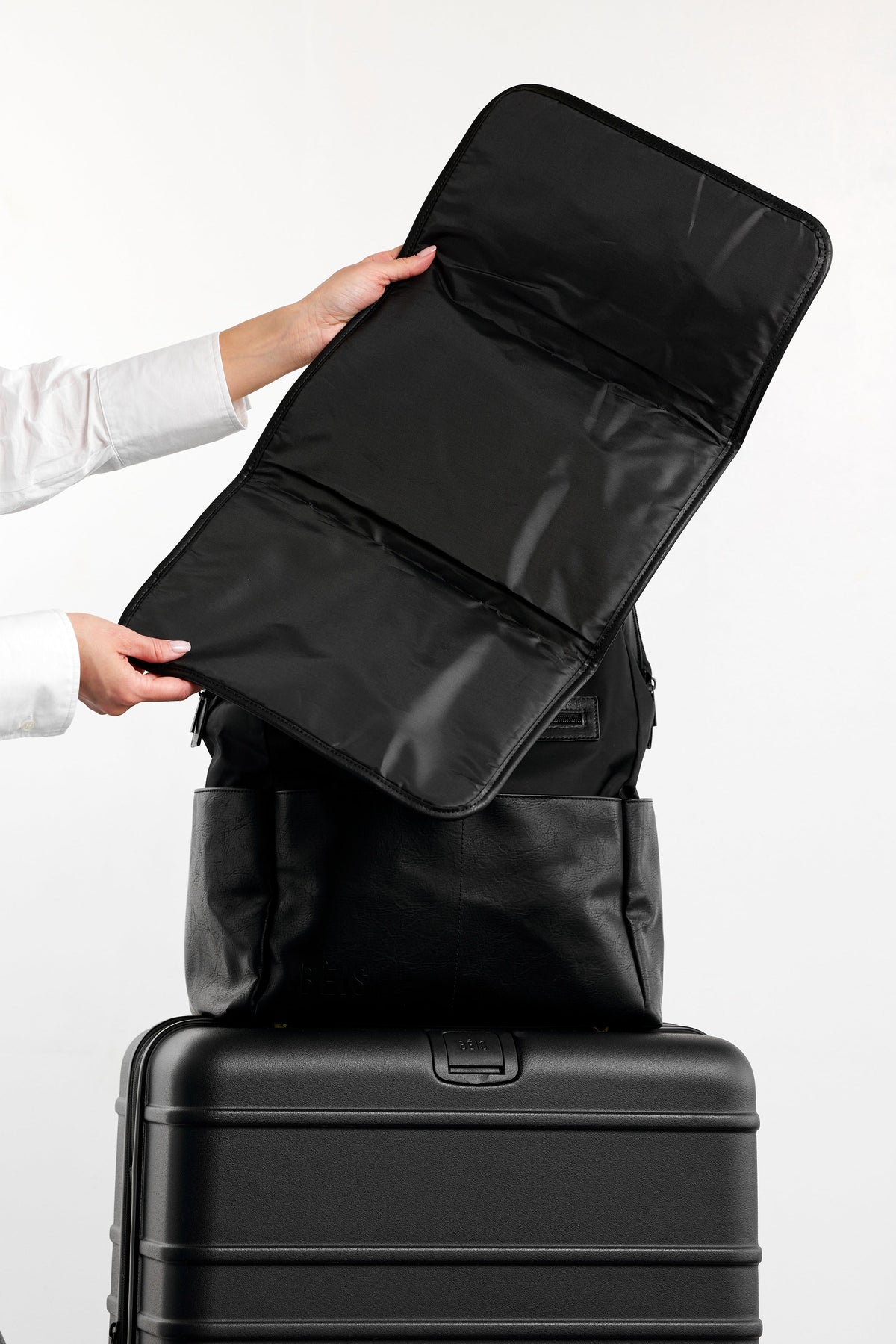 Der Wickelrucksack in Schwarz