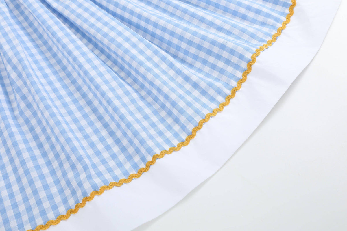 Blaue Gingham-Sommerkleid aus 100 % Baumwolle mit gesmoktem Sonnenblumen-Motiv im Bischof-Stil