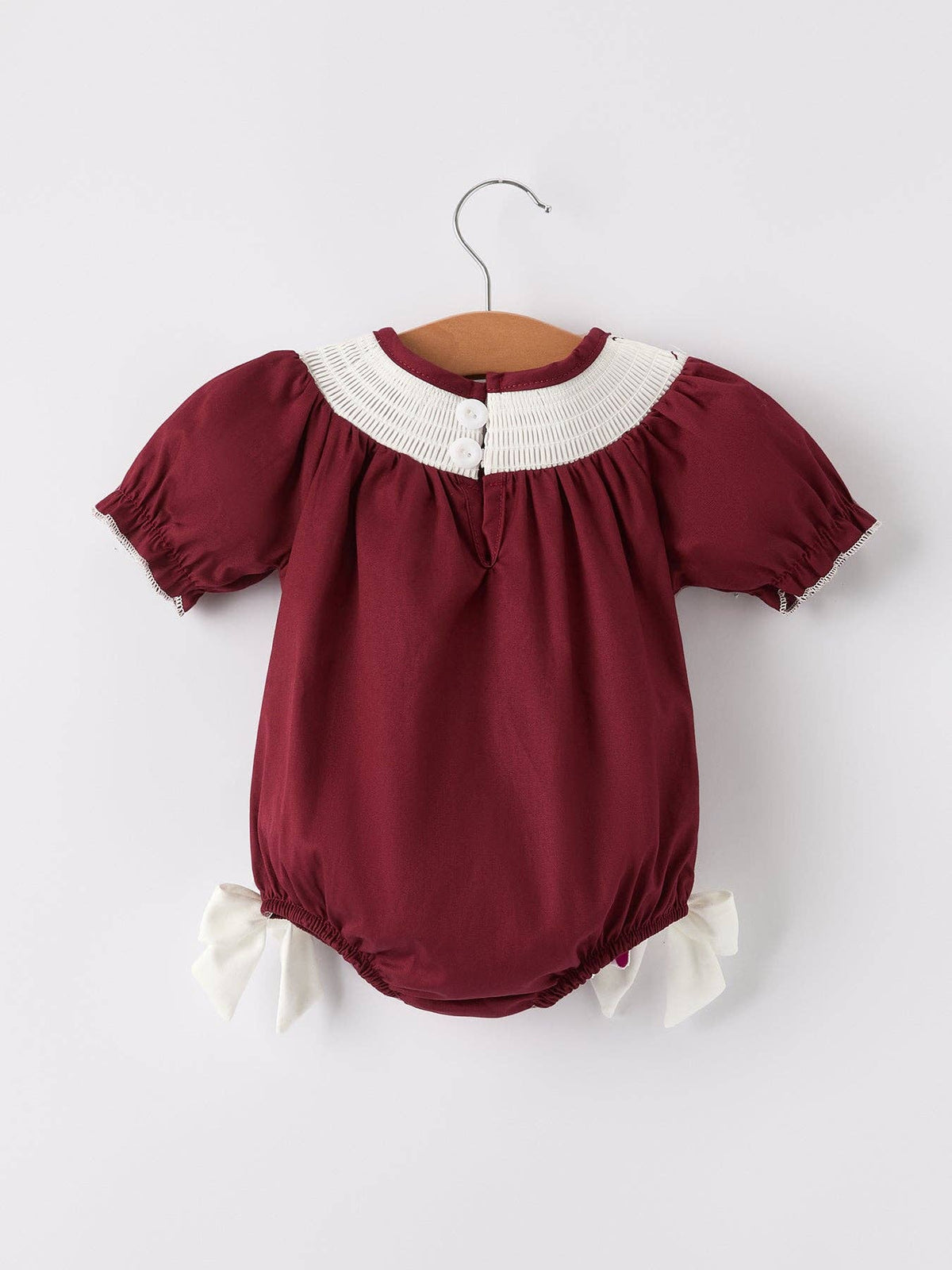 Ranita de bautizo para niña de algodón con pechera fruncida y corte tipo obispo, color rojo oscuro